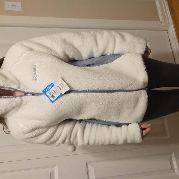 Columbia Jackets & Blazers - Columbia Fleece Jacket in White and Gray BRAND NEW WITH TAGS